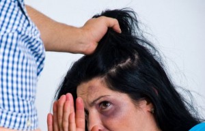 13_Femeie_shutterstock