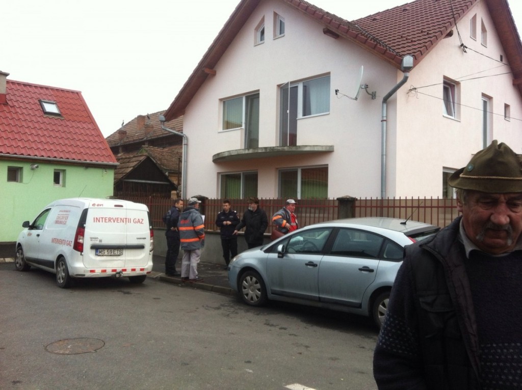 IMG-20151128-WA0006
