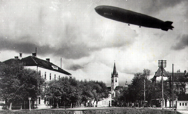sibiu-zepellinul_foto Emil Fischer, din colectia muzeu Brukenthal 2