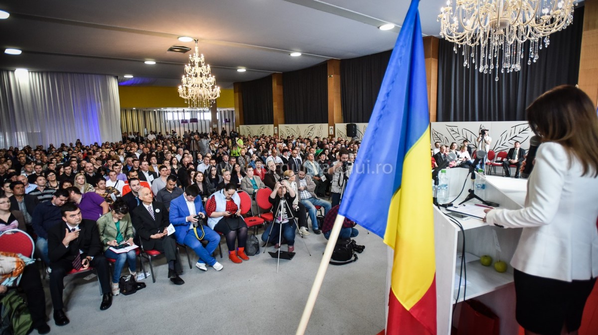 basescu (10) (Copy)
