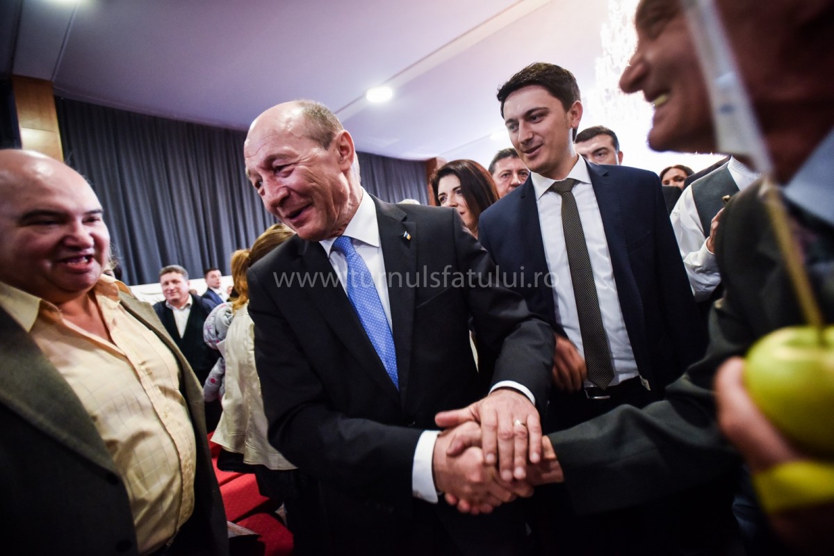 basescu (102) (Copy)