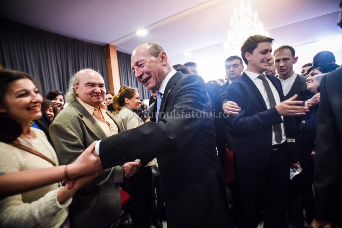 basescu (103) (Copy)