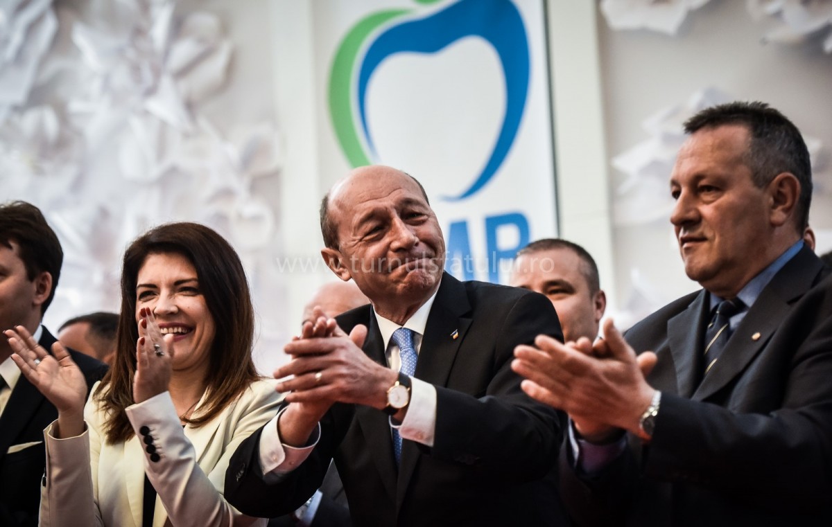 basescu (37) (Copy)