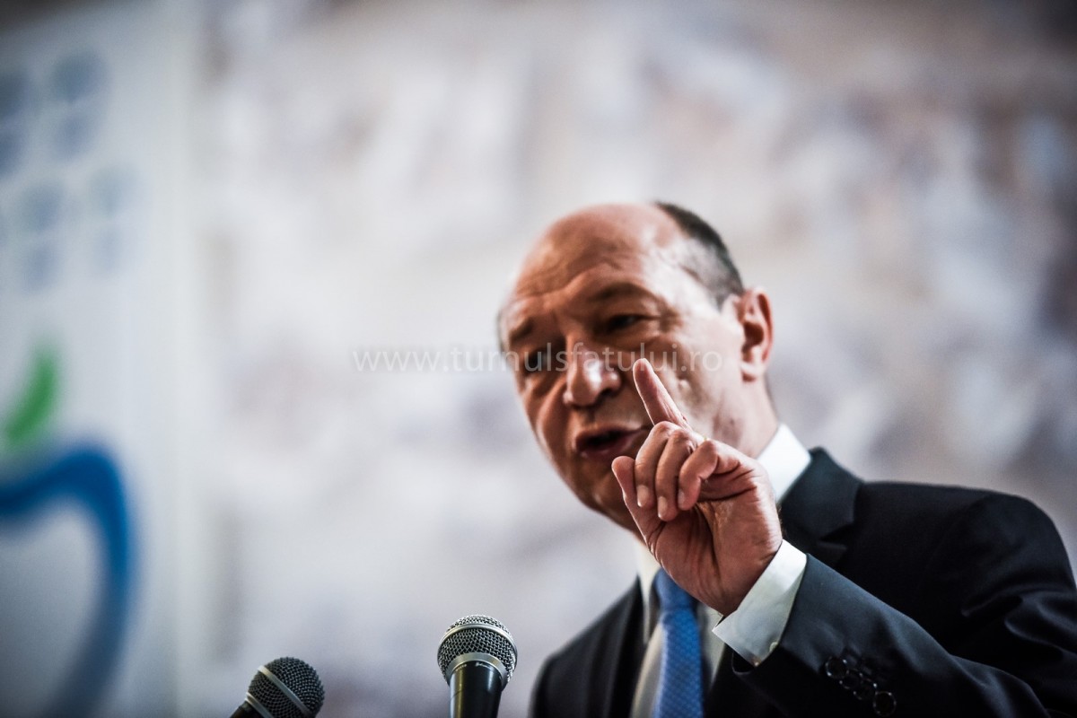 basescu (62) (Copy)