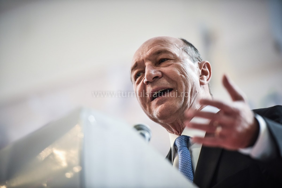 basescu (63) (Copy)