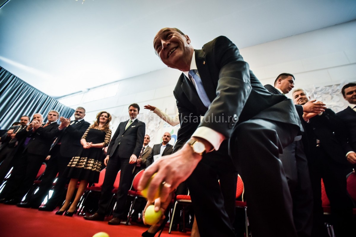 basescu (73) (Copy)