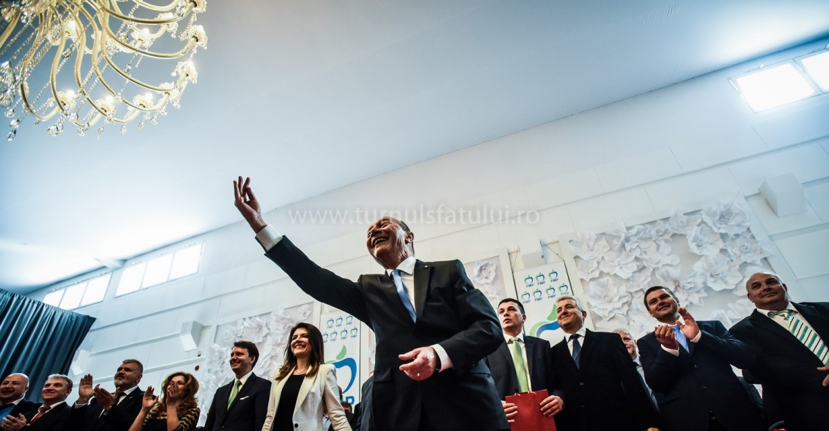 basescu (77) (Copy)