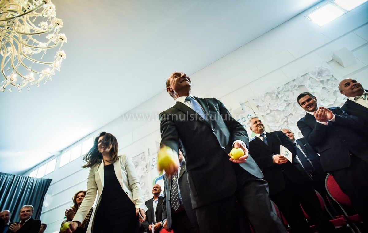 basescu (78) (Copy)
