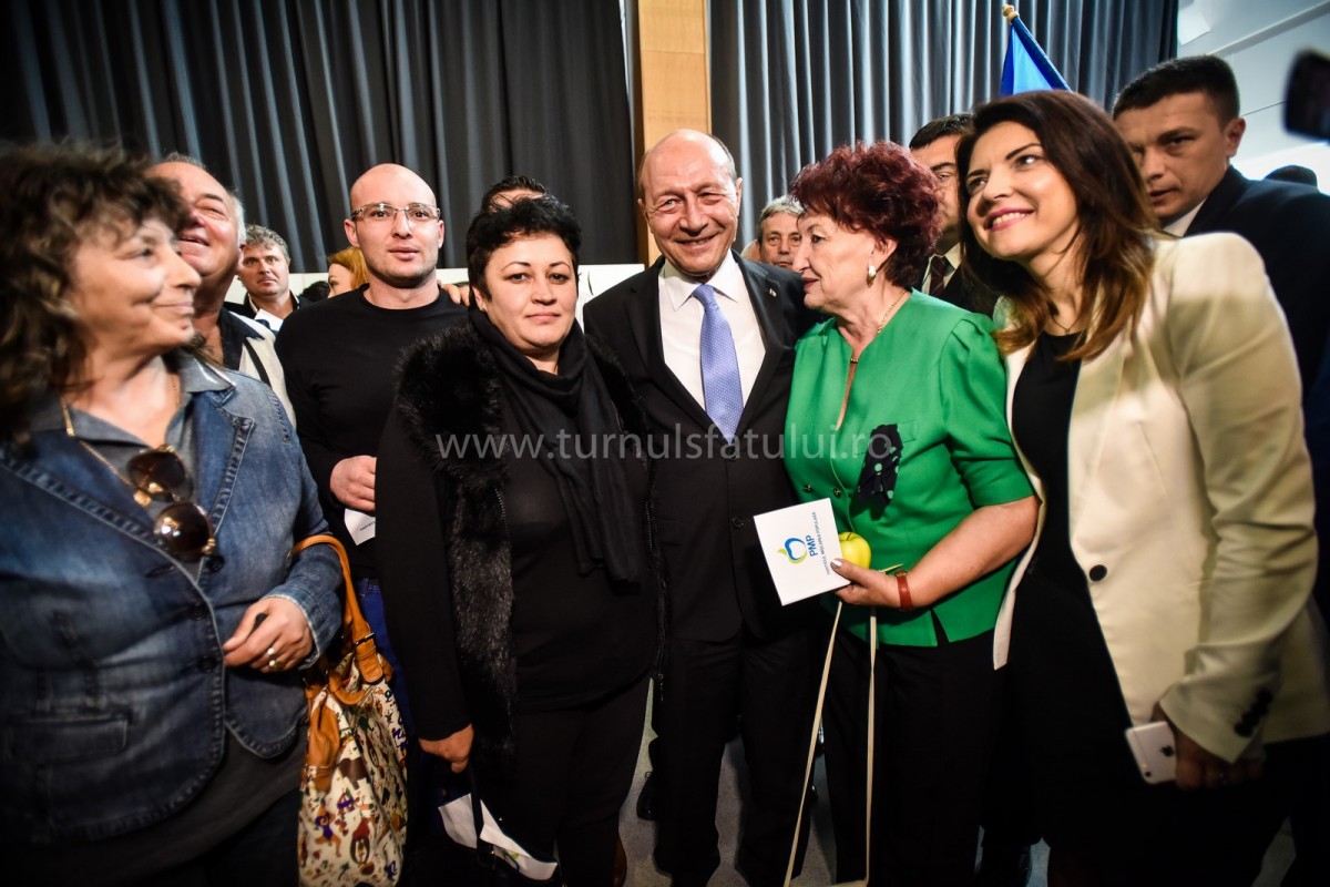 basescu (83) (Copy)