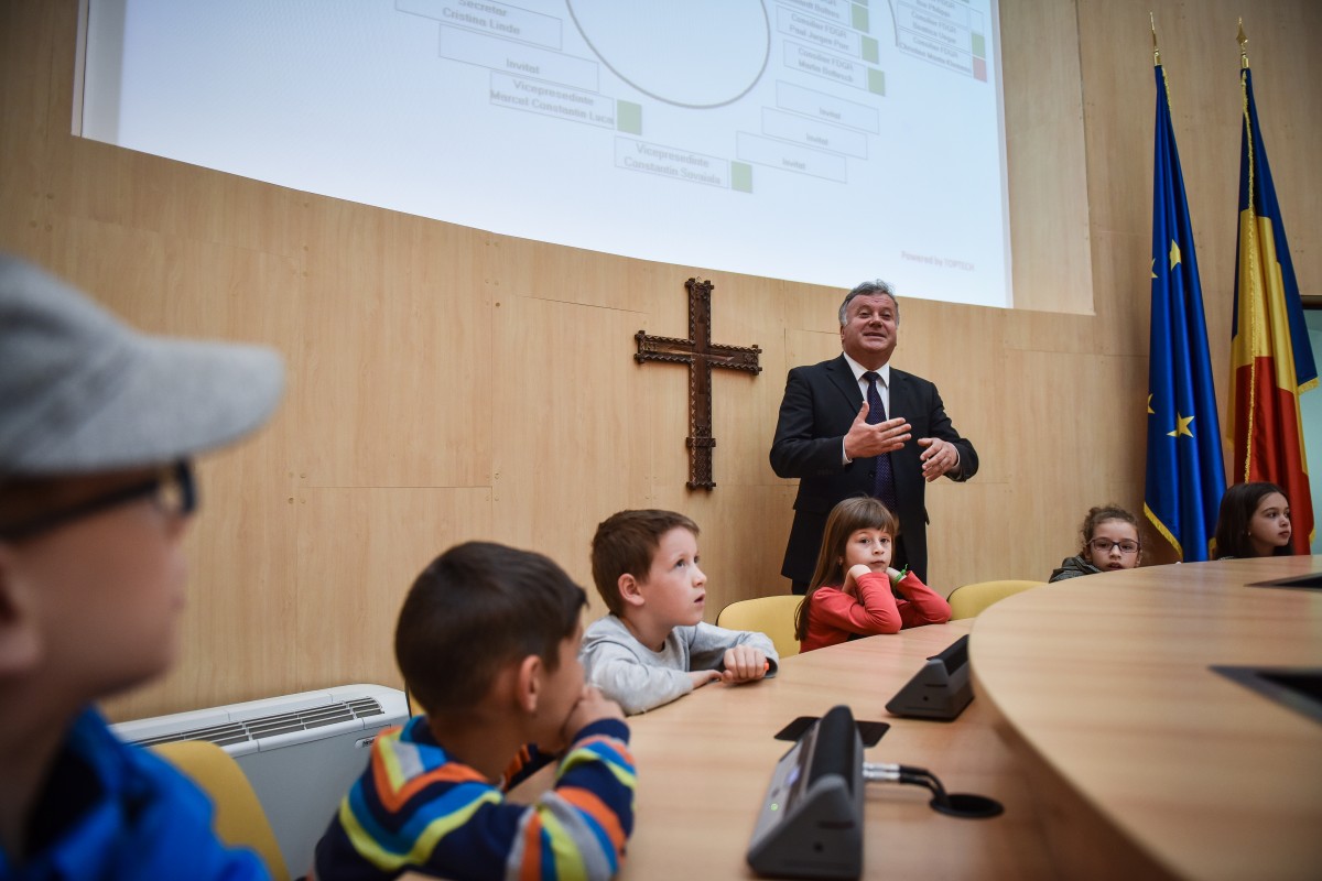 scoala altfel consiliul judetean CJ sovaiala iepuras paste (7)