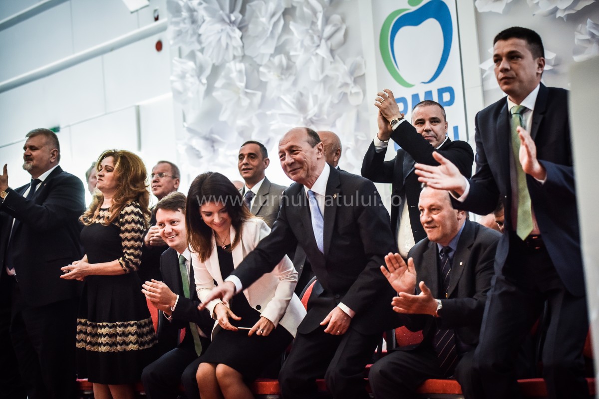 traian basescu si popa (9)