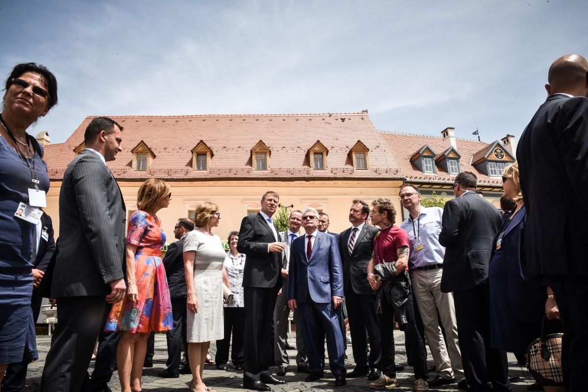 Joachim Gauck, klaus iohannis (67)