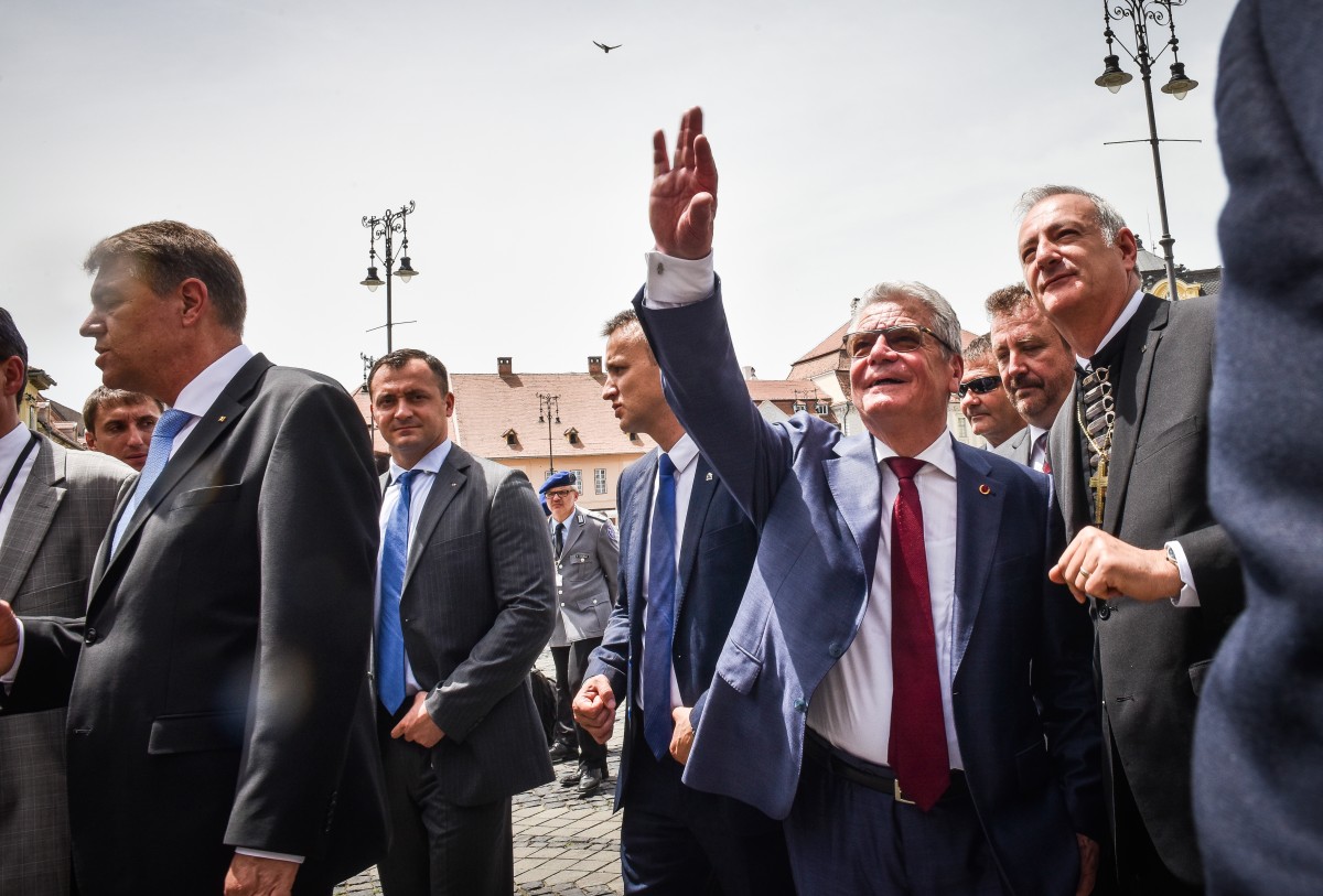 Joachim Gauck, klaus iohannis (69)