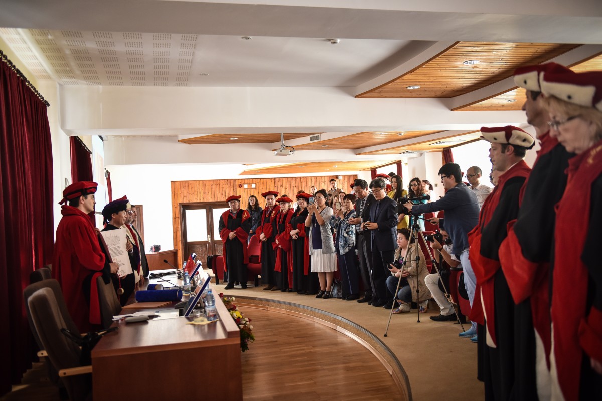 ULBS doctor honoris causa Beijing (3)