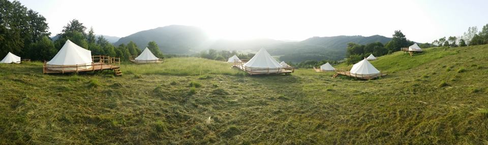 Ursa Mica Glamping Resort (4)