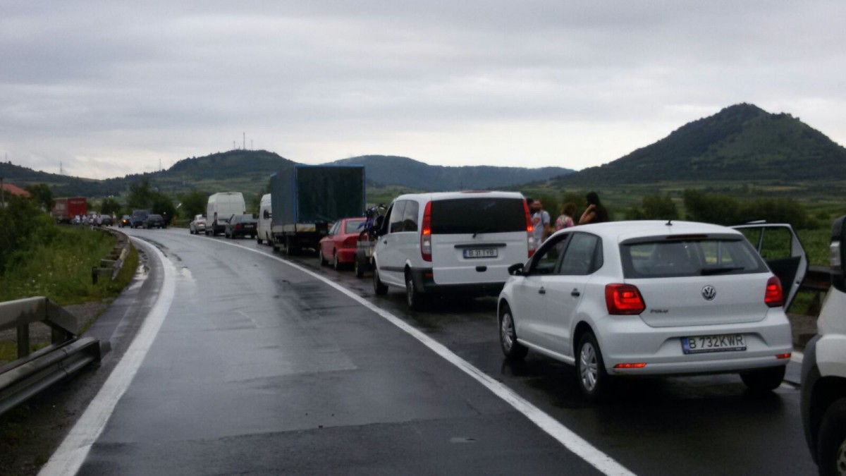 coloana Boita Valea Oltului blocat blocaj trafic