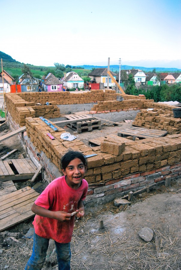 voluntari-casa-ecologica-rosiaflavia-matei-13