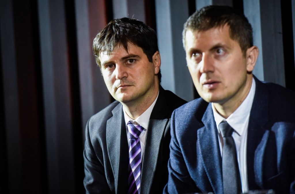 conferinta-usr-candidati-dan-barna-alex-buiuc3