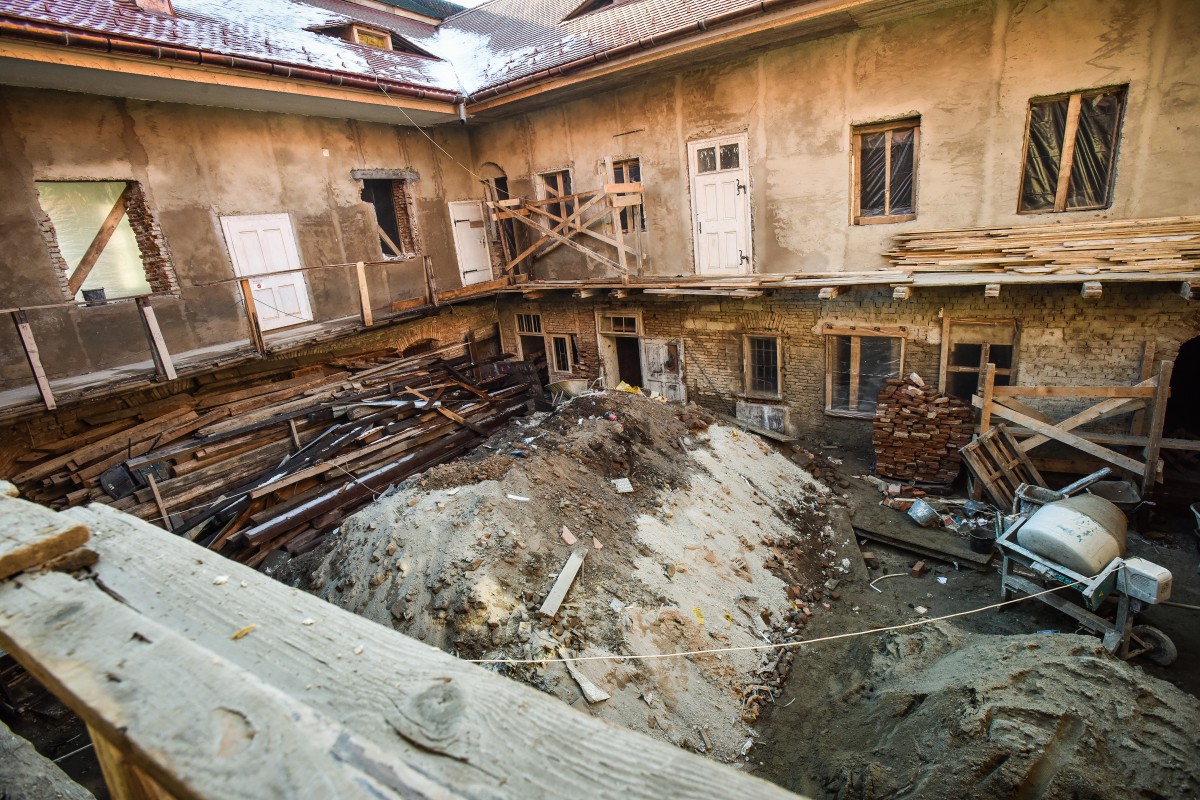 cladiri-renovare-piata-mica-19