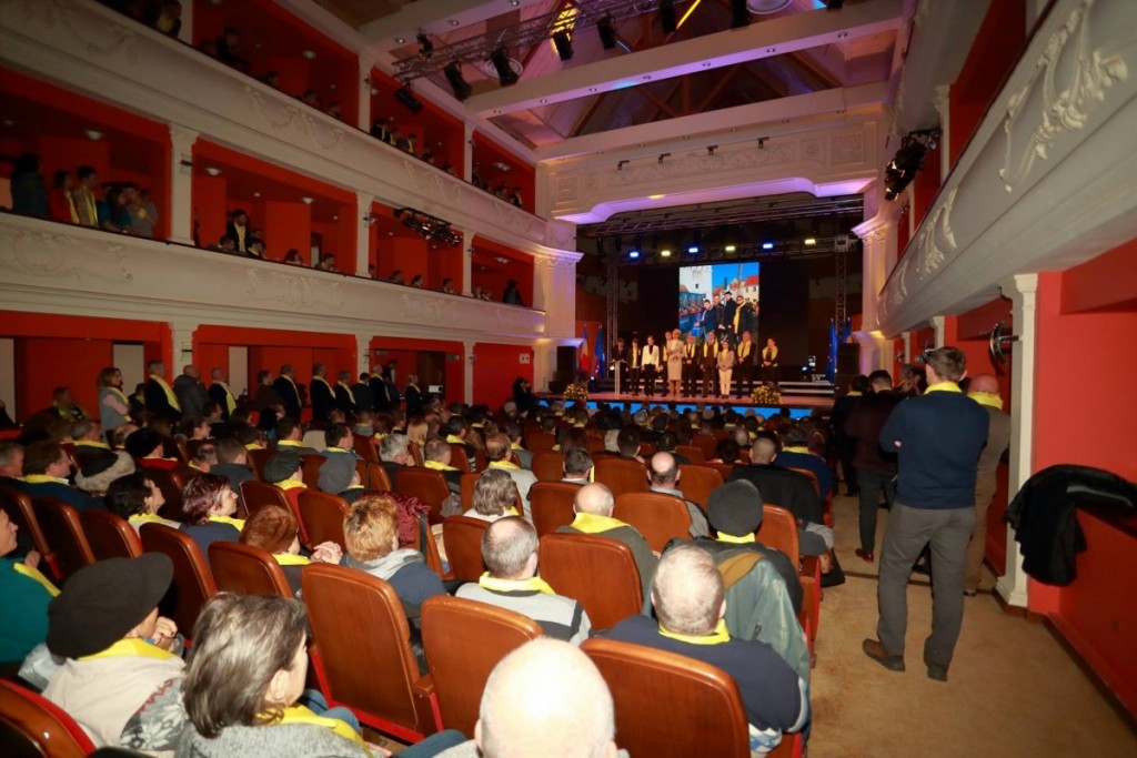 15325347_1303177756413241_7333753254904166440_o