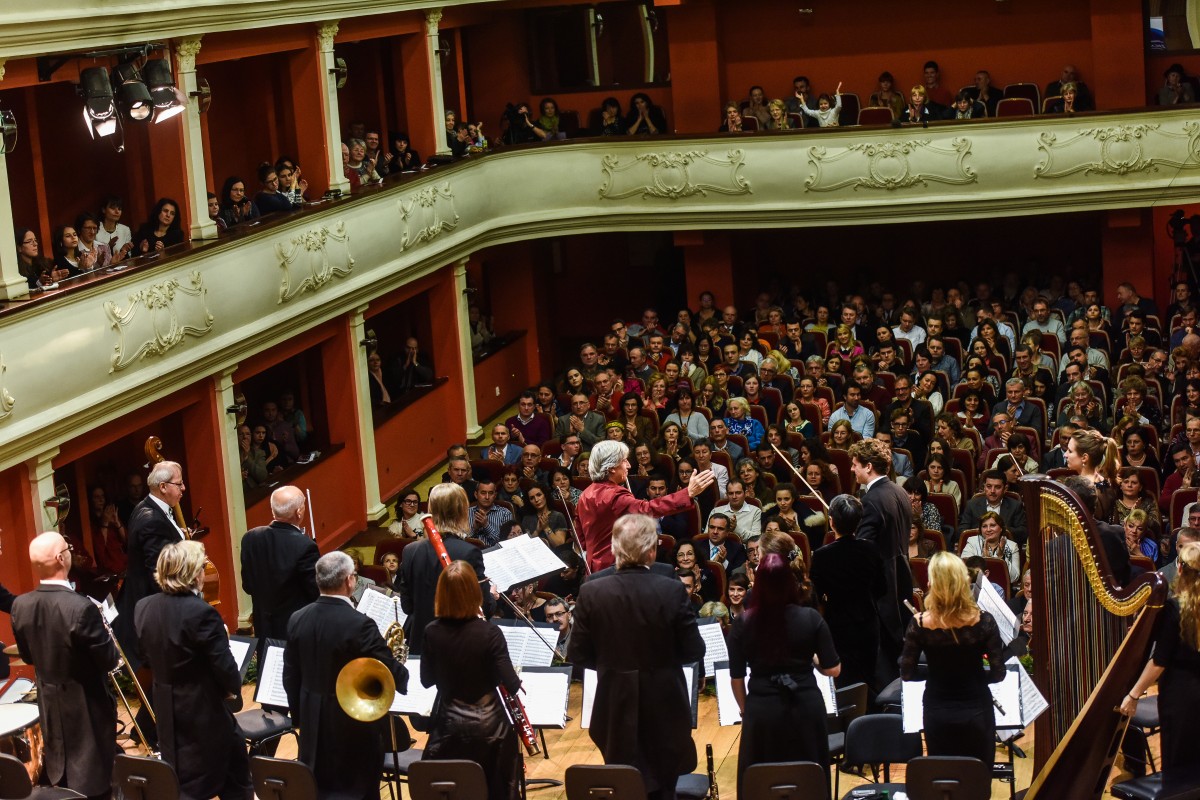 strauss-2016-13