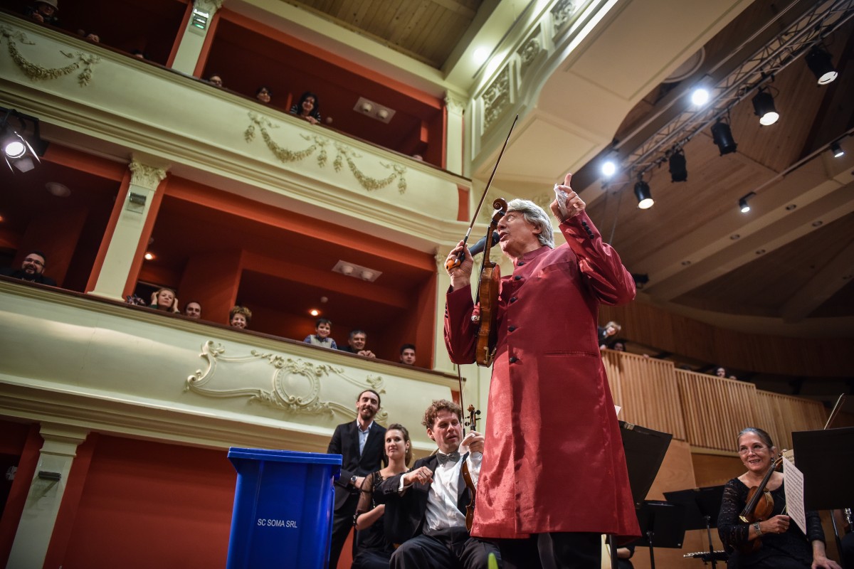 strauss-2016-34