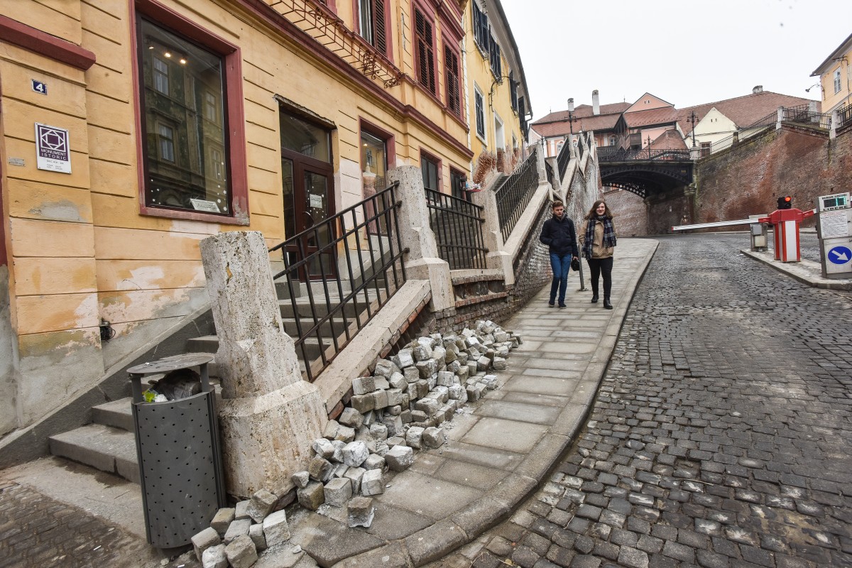 balustrada scari podul minciunilor (2)