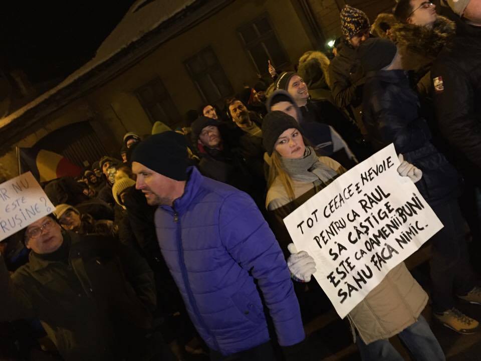 tot ceea ce e nevoie pt ca raul sa castige