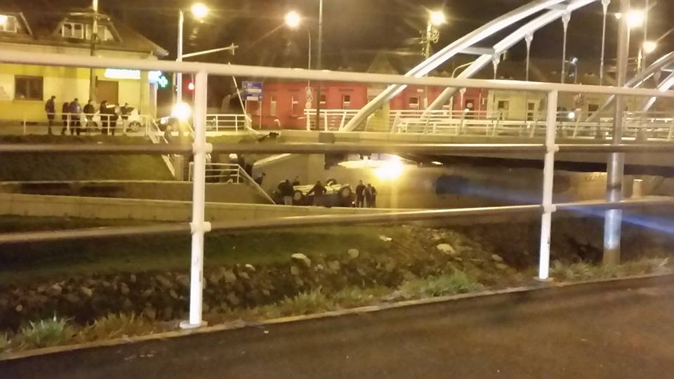 accident pod cibin masina rasturnata