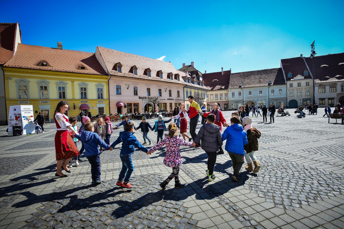 asociatia basarabenilor piata mare sibiu (1)