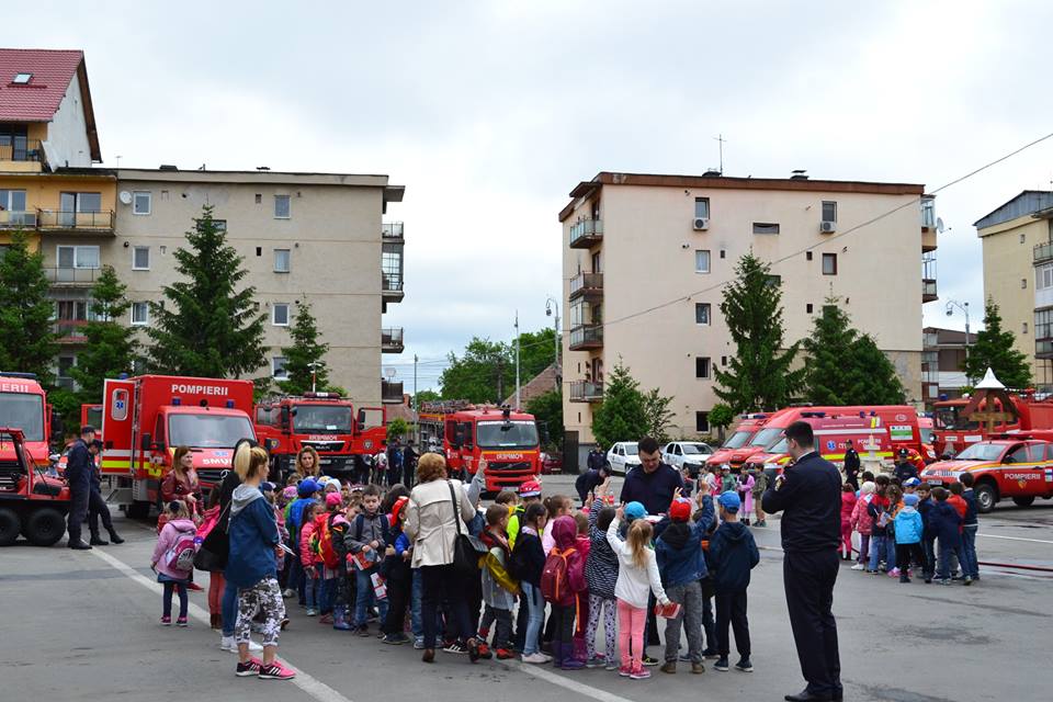 ISU pompieri scoala altfel elevi (1)