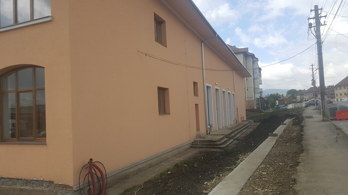 casa de cultura cisnadie 6