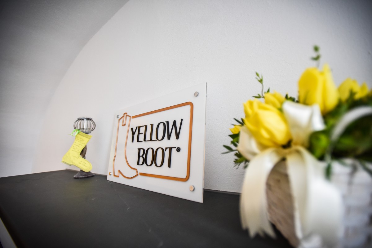 hotel apartamente yellow boot (1)