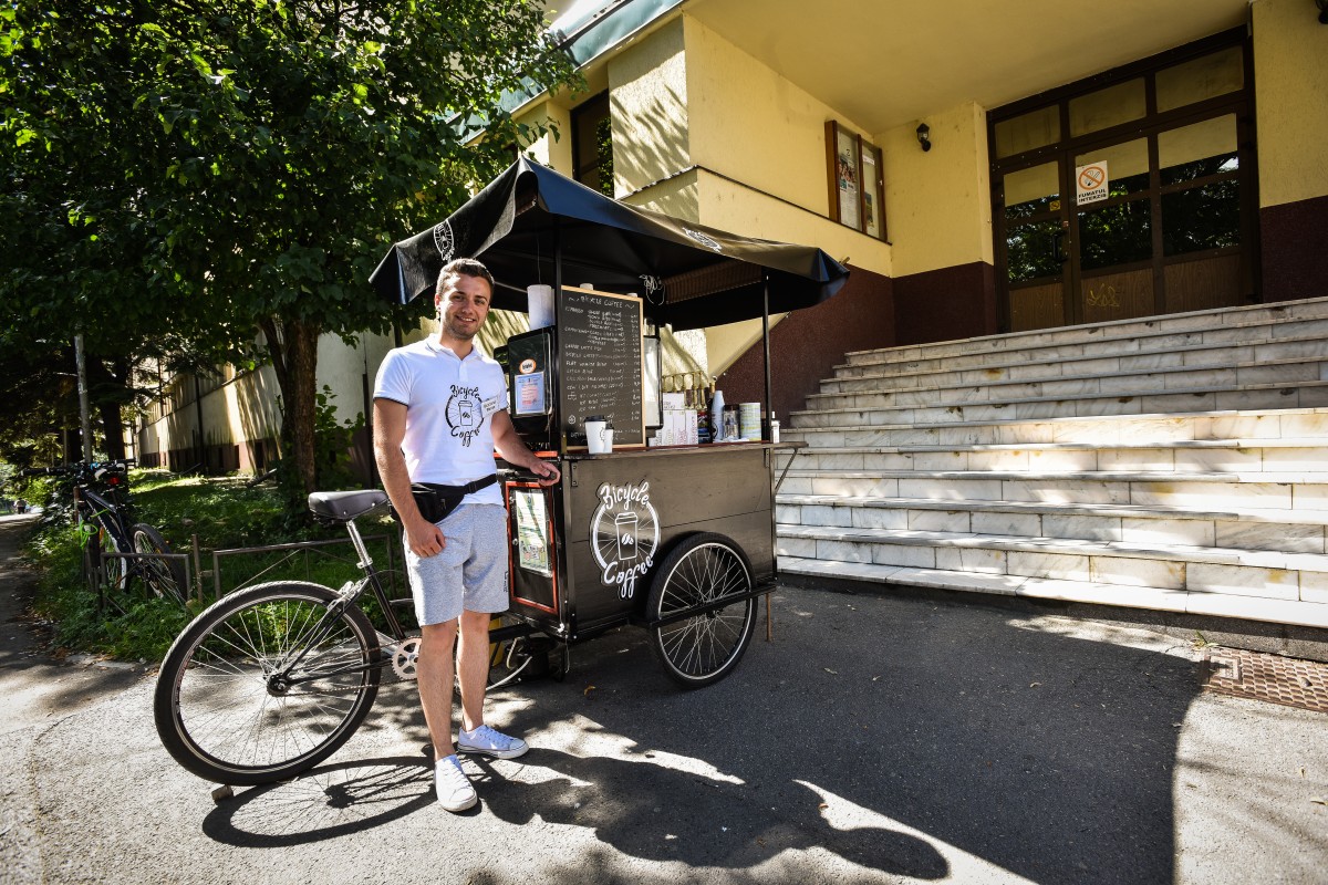 Marian Badea mici afaceri cafeanea bicicleta (3)