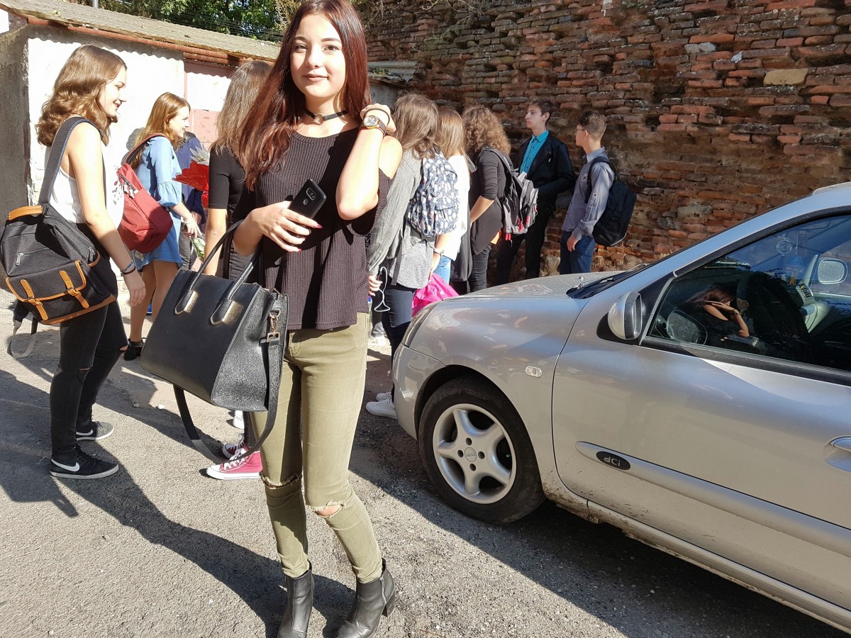 liceence elev liceu haine prima zi 2