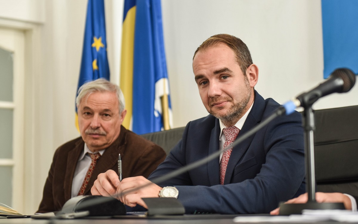 Subprefectul Horațiu Marin spune că retrocedările de terenuri se apropie de final în judetul Sibiu