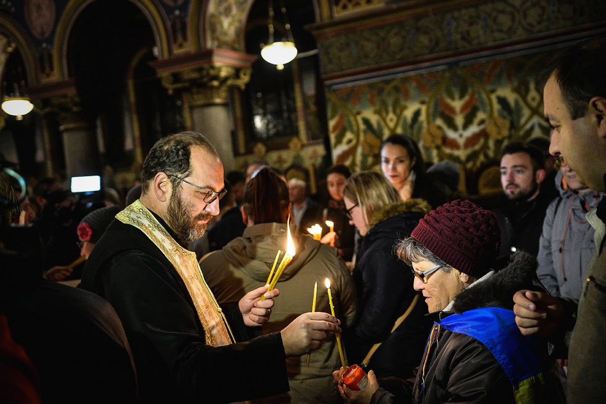 Slujba comemorare 2 ani de Colectiv