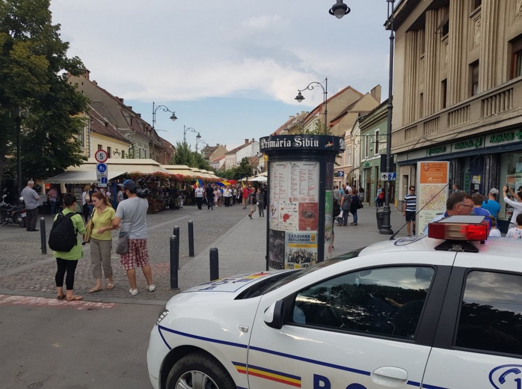 35841648_1799708133401685_4373505179643805696_n