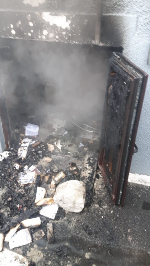 incendiu dealului