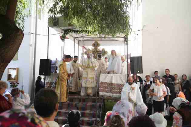 biserica deficiente 3