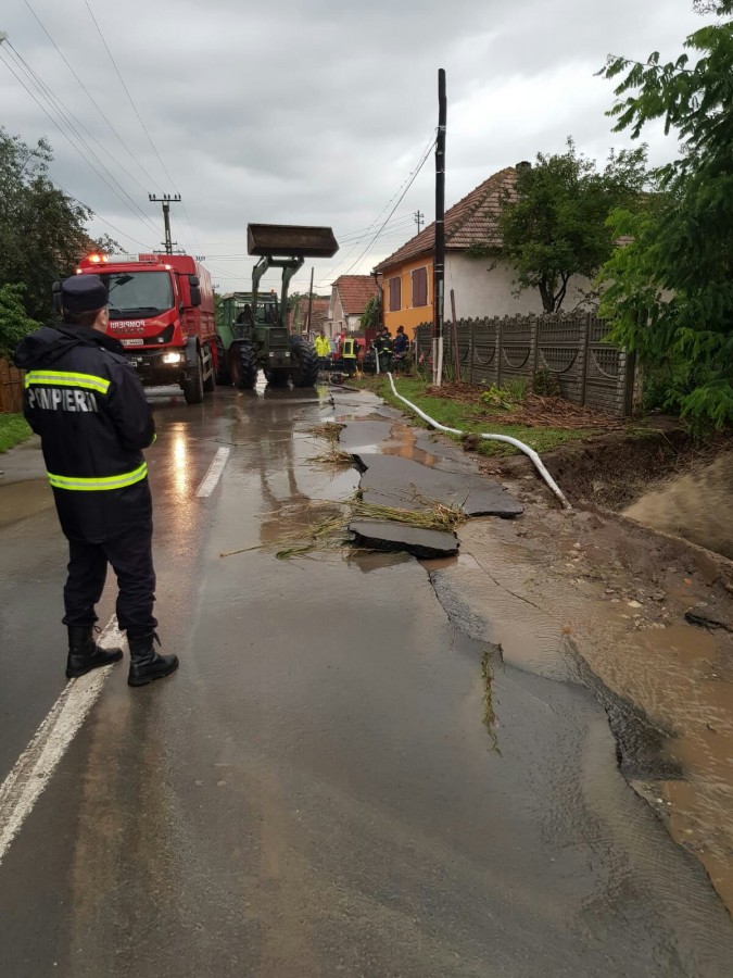 inundatii ISU pompieri (3)