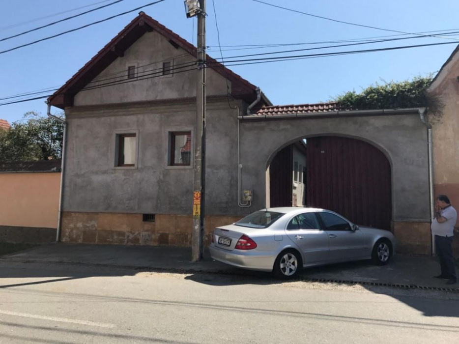 222849082_3_1000x700_casa-de-vacanta-sau-le-locuit-renova-si-mobilata-3000mp-teren-case-de-vanzare_rev024