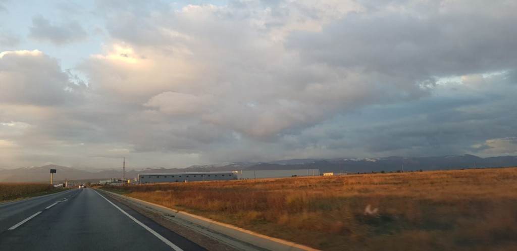 zona industriala vest drum sibiu ocna munti zapada toamna