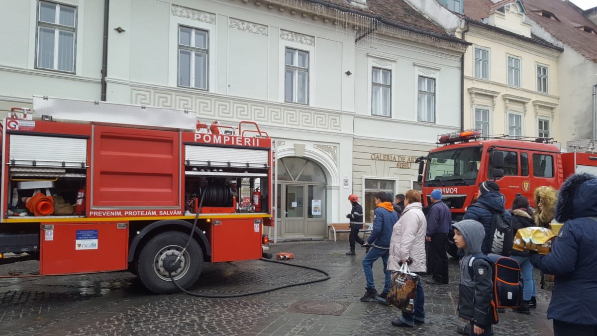 incendiu piata mare (2)