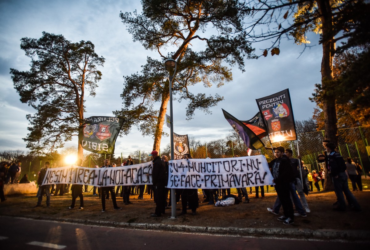 protest suporteri stadion (5)