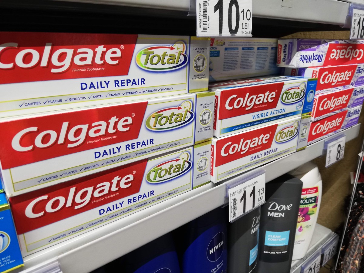 colgate centru