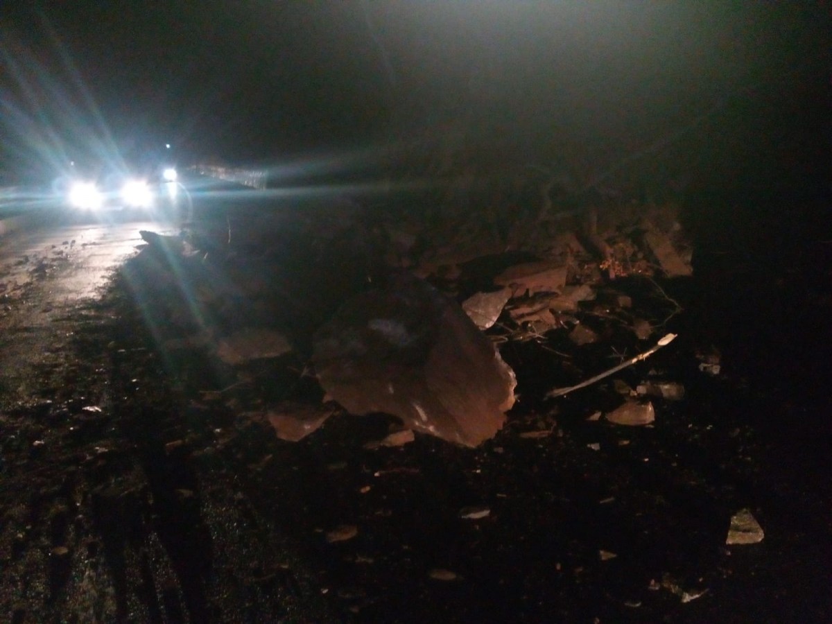 caderi pietre valea oltului