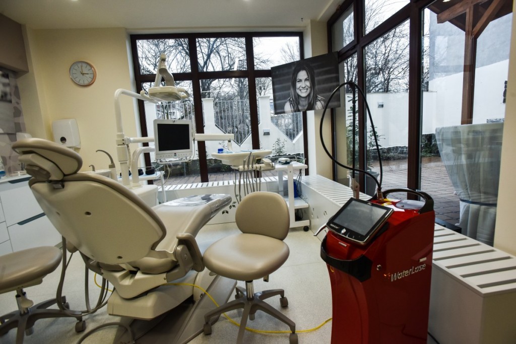 dent estet clinica dentara dentist stomatolog (12)