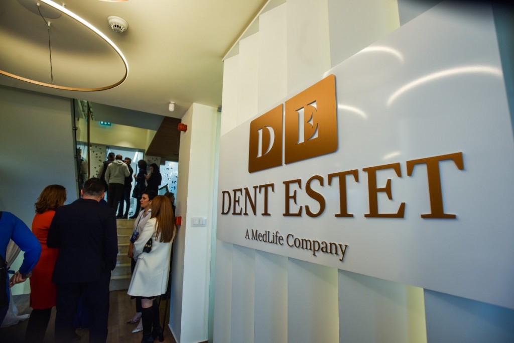 dent estet clinica dentara dentist stomatolog (21)