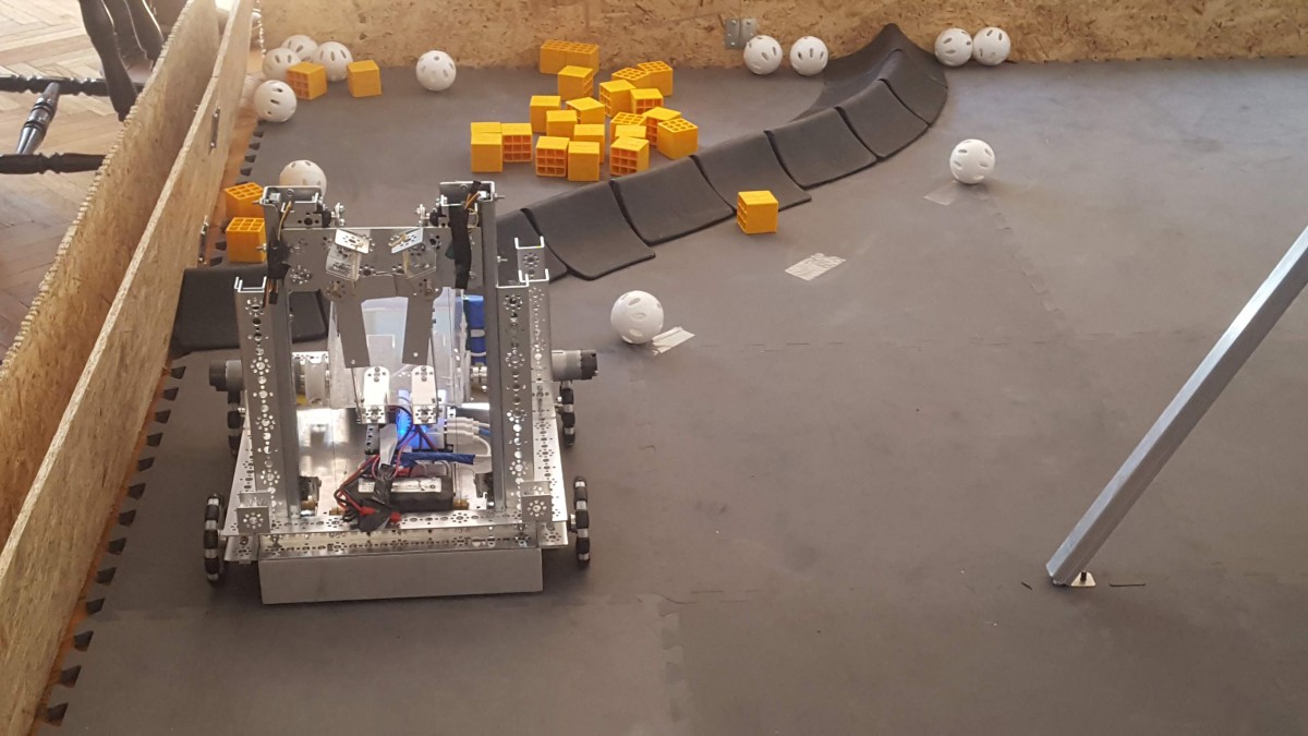 robotul costica goga (2)